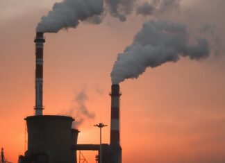 Industriproduksjon versus aksjekurs fabrikk