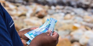 Blackjack odds vs. aksjemarkedet markedseffisiens