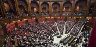 Politiske forhold påvirker aksjekursen politikk